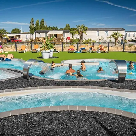 - Parc Aquatique - Ccaggcd キャンプ場 *