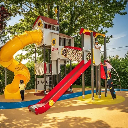 Zecamping Familial Dog Friendly Familial Parc Aquatique *