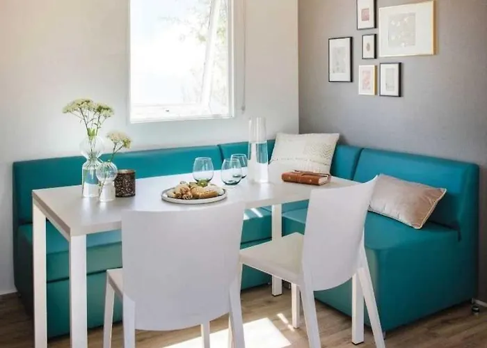 Zecamping Familial Dog Friendly Familial Parc Aquatique אתר קמפינג