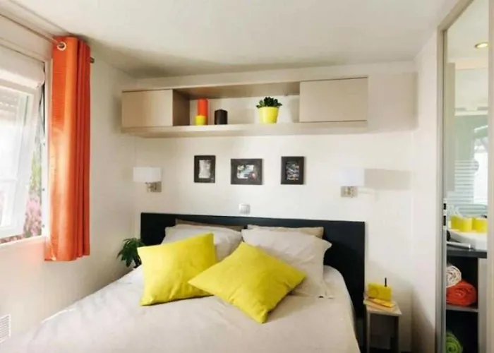 אתר קמפינג Zecamping Familial Dog Friendly Familial Parc Aquatique